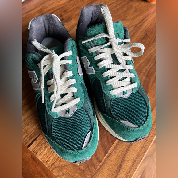 New Balance 2002r - Picture 3 of 7